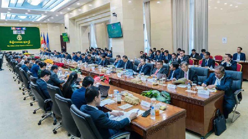 柬埔寨内阁办公厅召开法律委员会工作总结会议