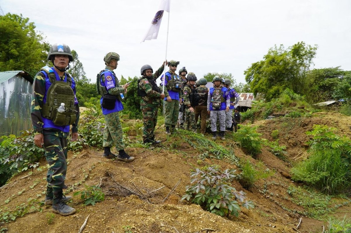 柬埔寨国防部协调东盟观察团(AOT-KH)对柬泰边境进行实地