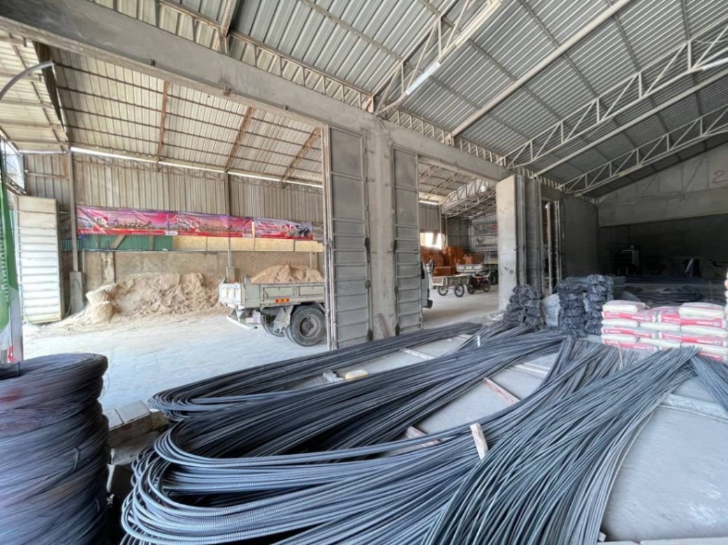 宗周区217号公路仓库降价急售 现价$114万 占地637平