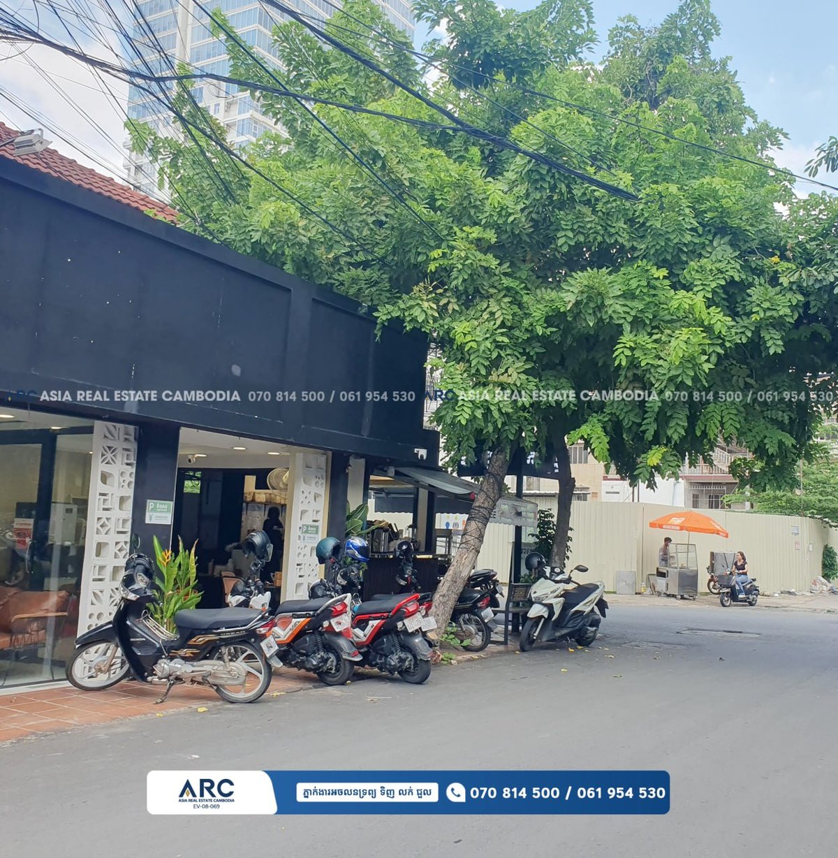 BKK3转角商铺出售 售价$450,000
