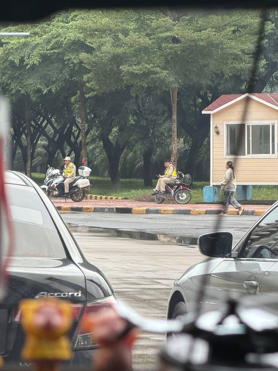 老挝金三角特区多路口设卡检查 建议华人慎重出行