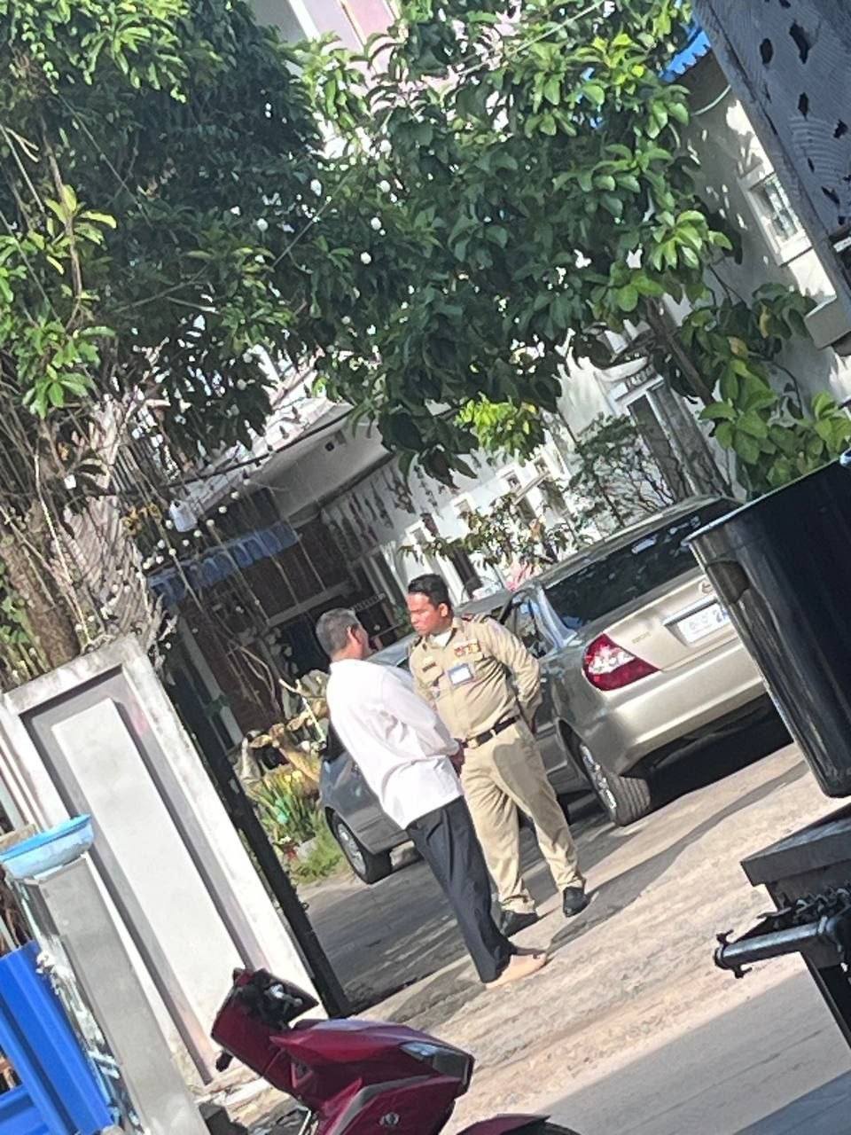 西港红灯笼附近突击检查证件 提醒华人注意