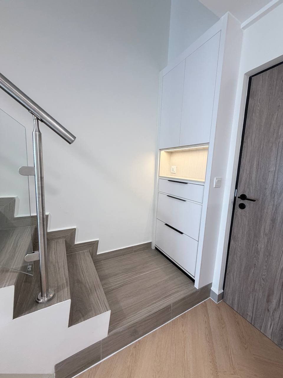 Urban Village二期Loft公寓招租 月租$800