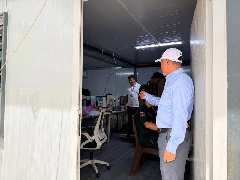 柬埔寨巴域市连破两处电诈窝点 19名越南籍嫌犯落网