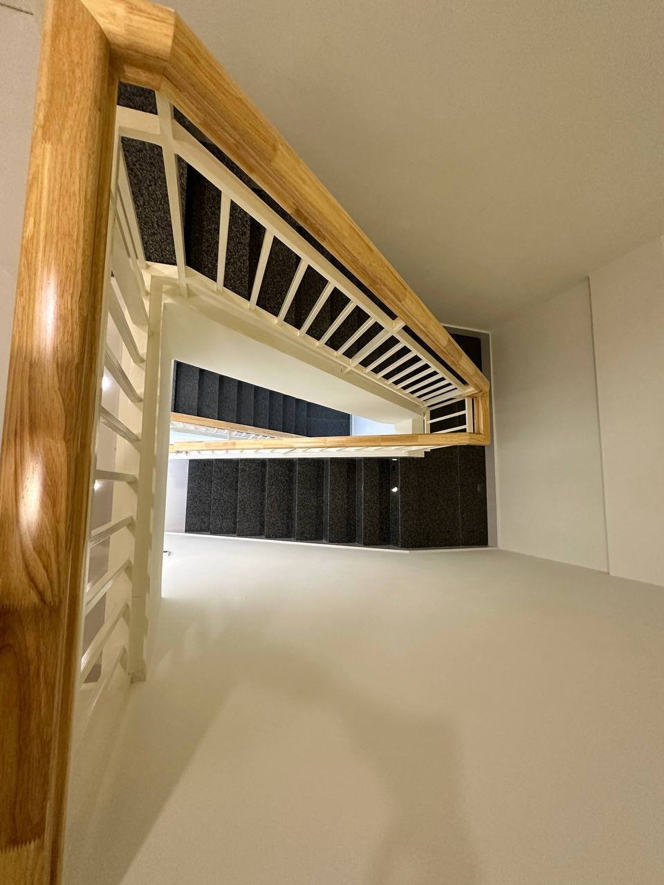 炳发集团Eco Sunrise联排别墅招租 月租$480