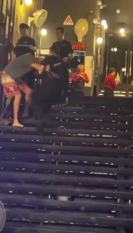 泰国普吉岛芭东发生游客冲突事件 警方介入调查