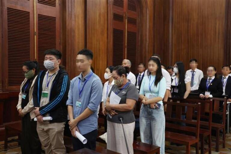 越南胡志明市开审特大毒品案 227名被告涉跨国走私