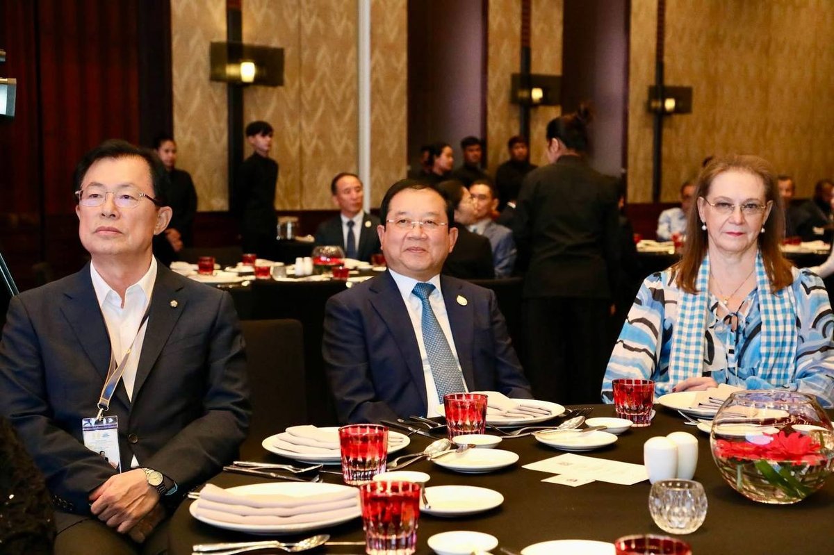 柬埔寨卫生部部长出席由WHO举办的亚太全球卫生论坛,旨在加强