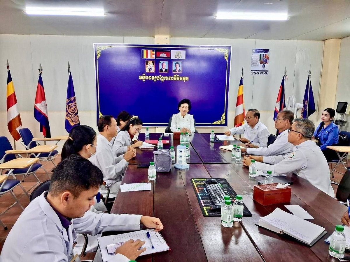 金边卫生部加强登革热防控 重点清理蚊虫滋生源