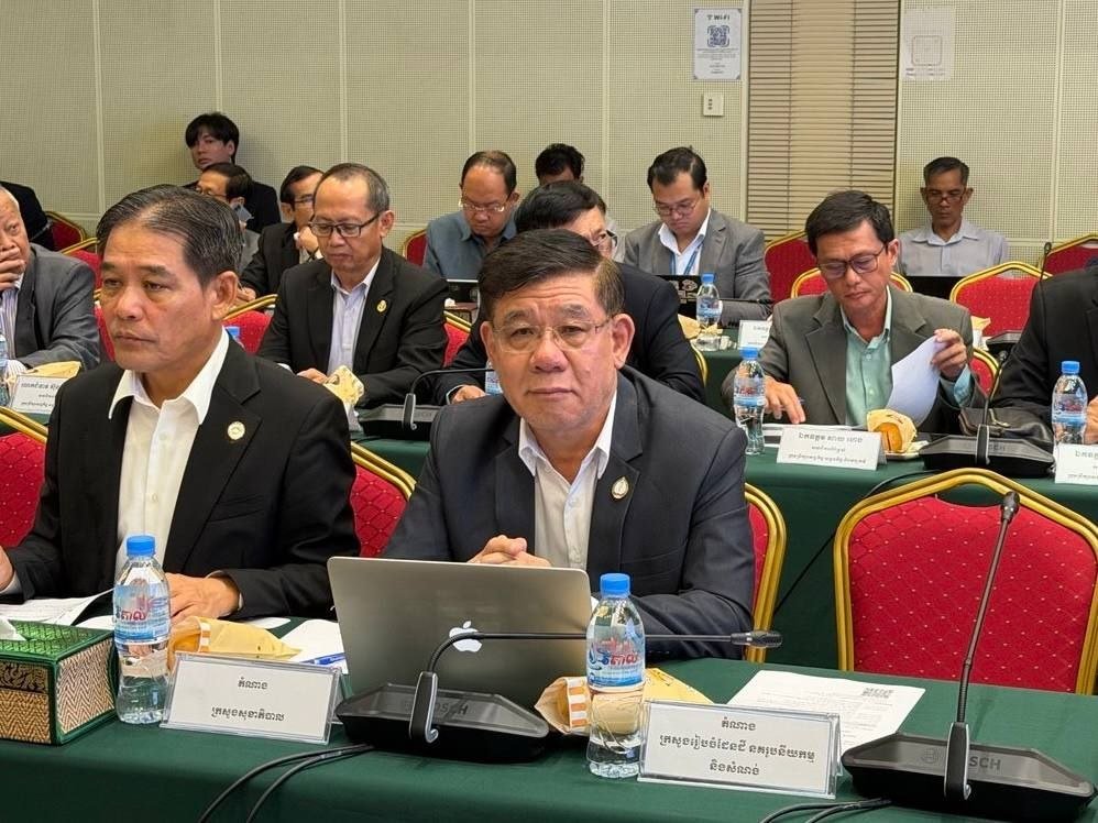 柬埔寨政府召开2026年上半年经济社会与环境分析会议