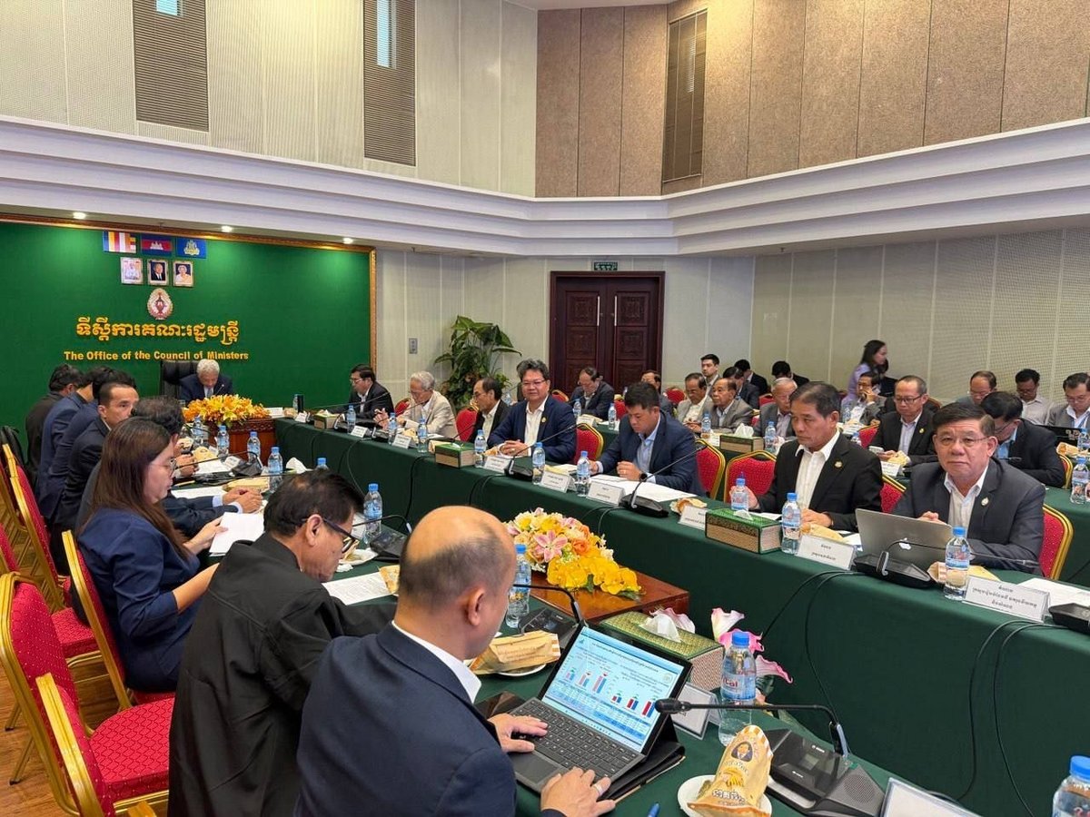 柬埔寨政府召开2026年上半年经济社会与环境分析会议
