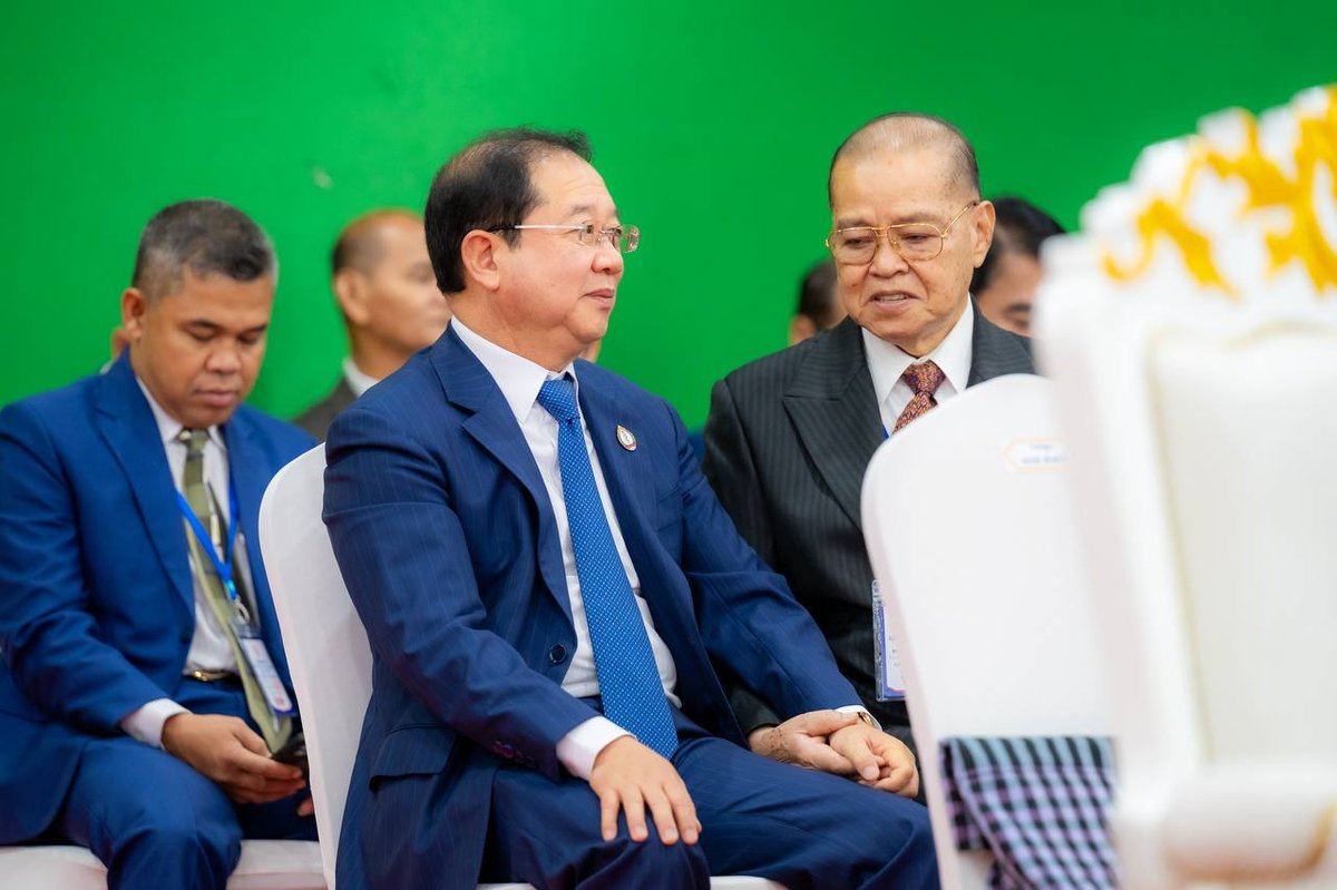 柬埔寨卫生部部长秦拉出席第11届全国阿查会议