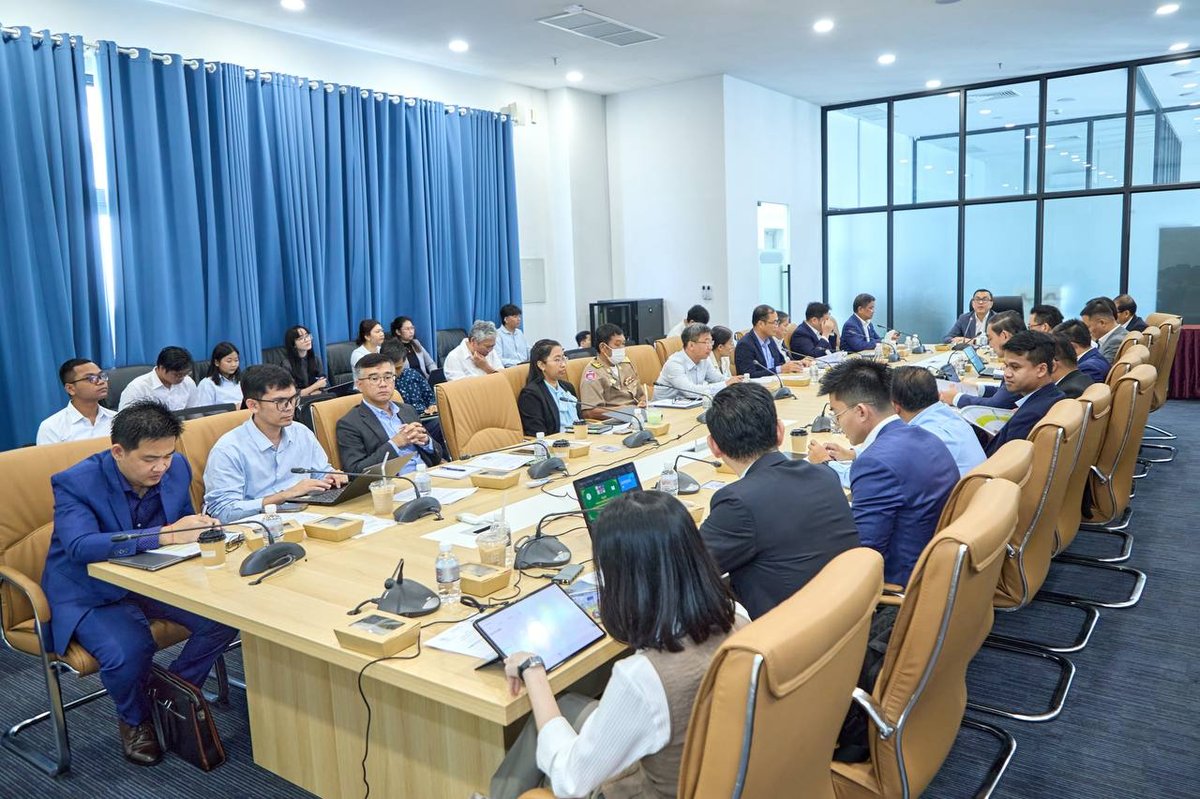 柬埔寨卫生部召开全民健康覆盖政策执行会议