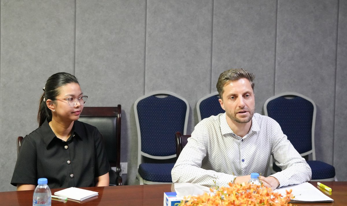 卫生部与UNAIDS探讨艾滋病防治可持续性