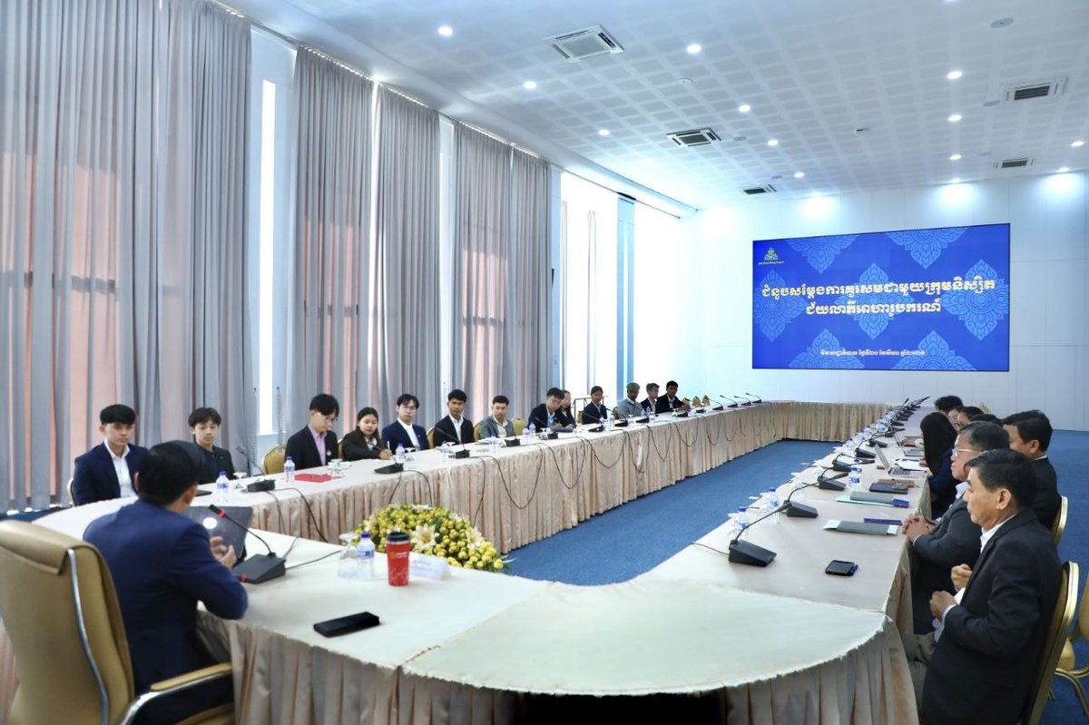 柬埔寨发展理事会举办2026年奖学金获得者指导会