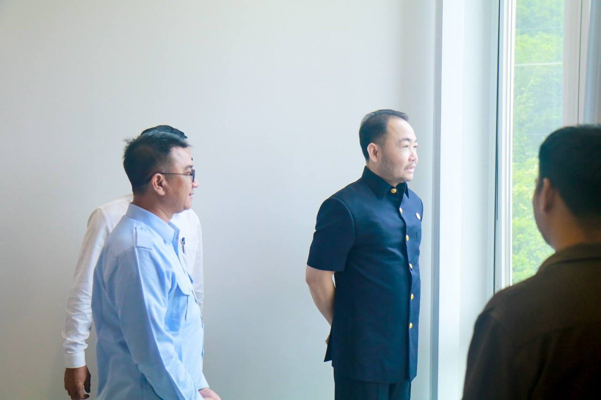 白马省初级法院及检察院大楼竣工验收