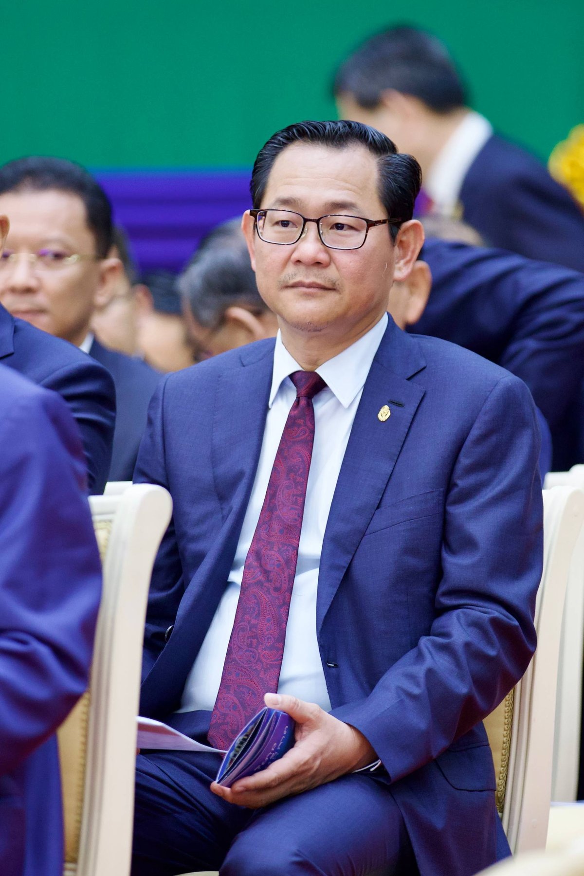 柬埔寨参议院新大楼“团结大厦”在金边举行落成典礼,由西哈莫尼