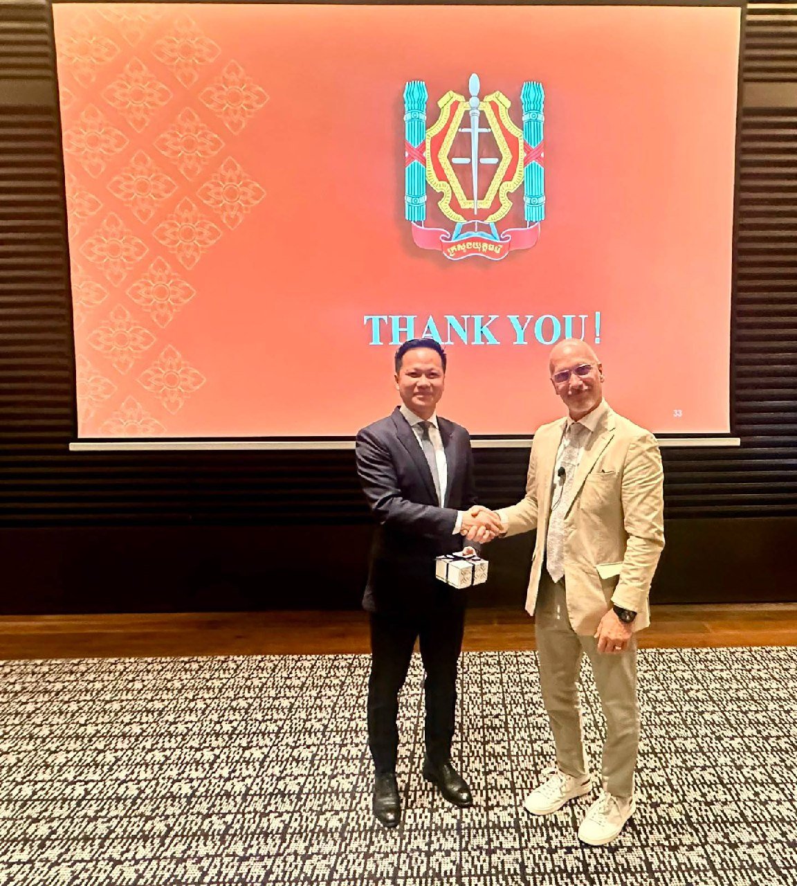 柬埔寨司法部官员出席研讨会,强调与美方在打击海上违规行为及履