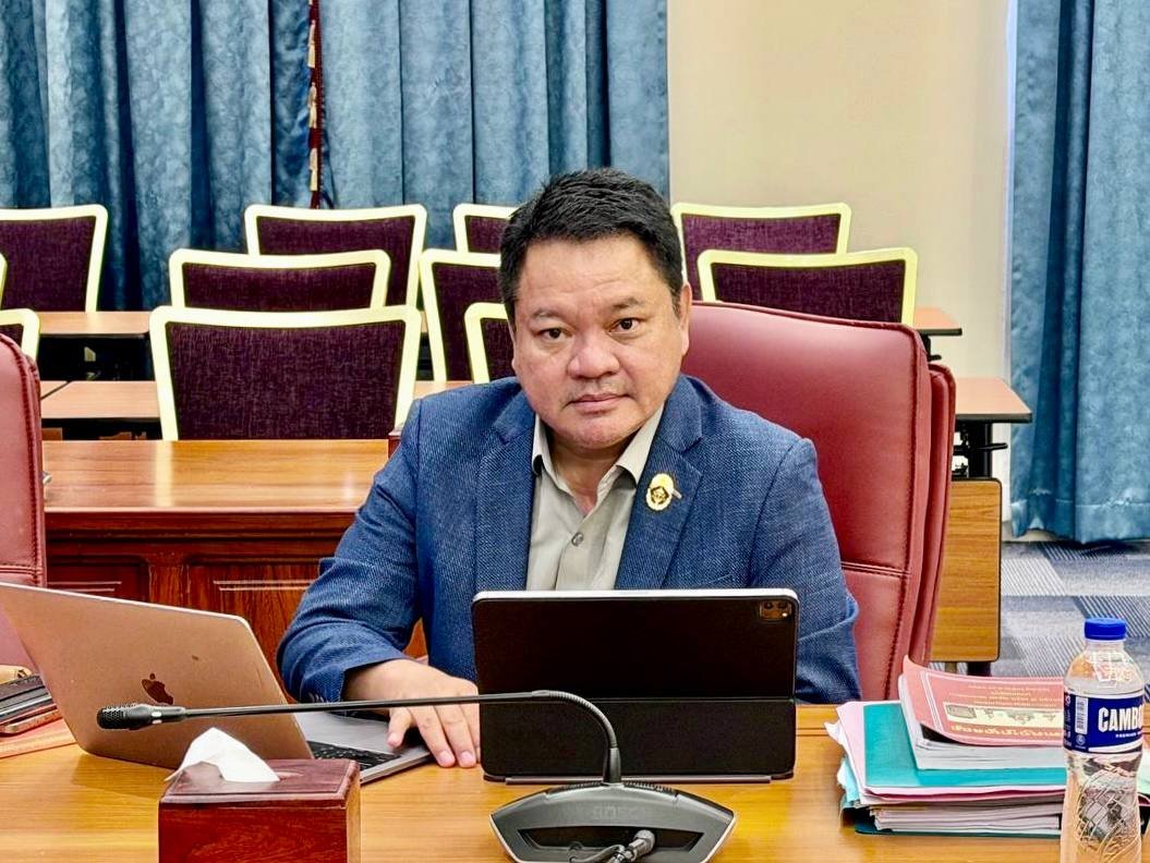 柬埔寨司法部讨论刑事诉讼法修正案