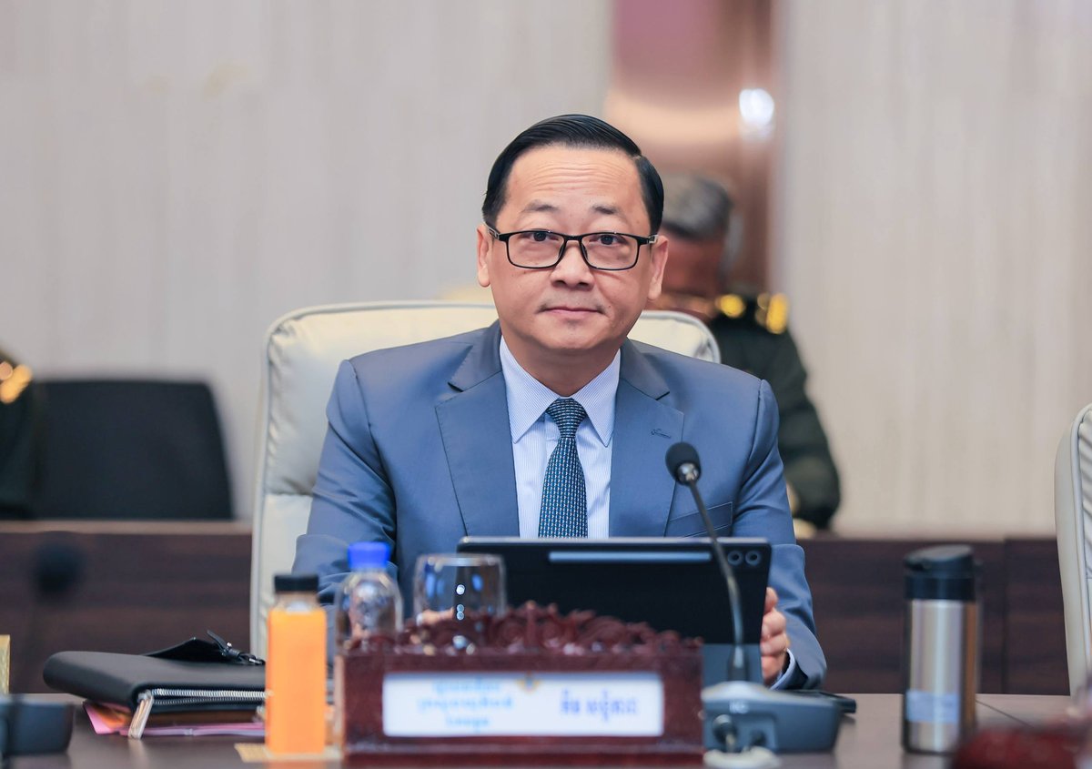 柬埔寨国家兵役义务委员会组成正式公布 狄西哈主持会议