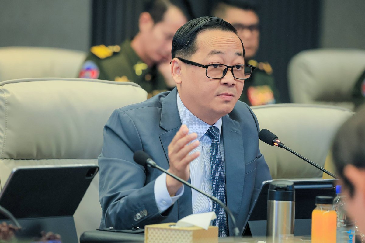 柬埔寨国家兵役义务委员会组成正式公布 狄西哈主持会议