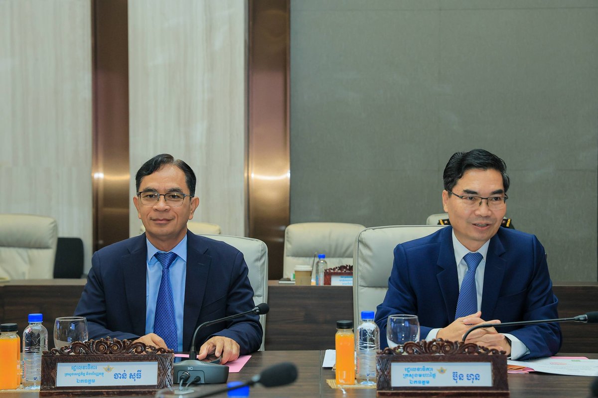 柬埔寨国家兵役义务委员会组成正式公布 狄西哈主持会议