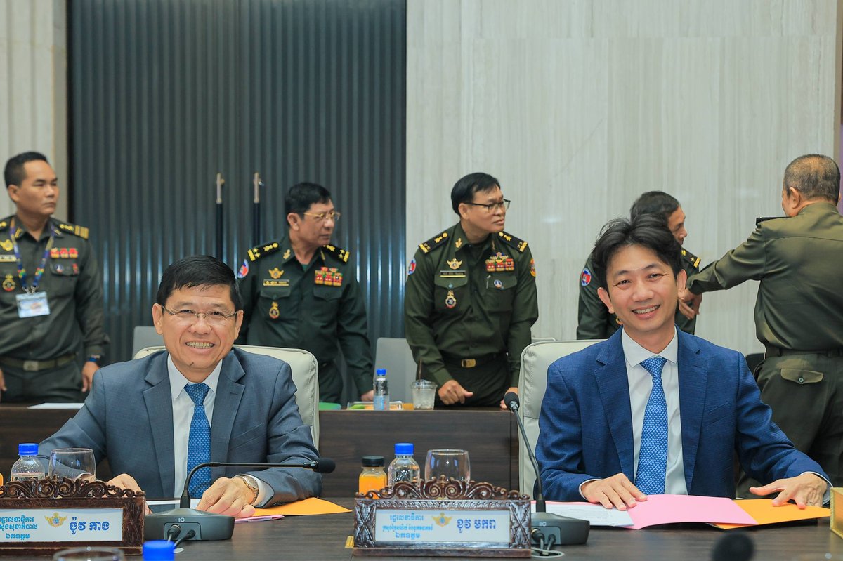 柬埔寨国家兵役义务委员会组成正式公布 狄西哈主持会议