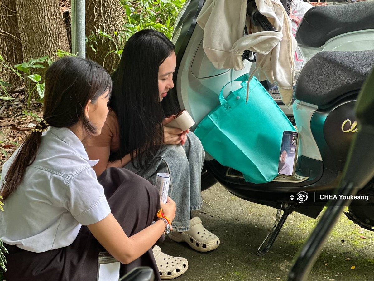 干拉省塔克茂市为高考考生及家长提供爱心餐