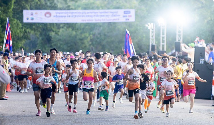 第11届吴哥帝国马拉松圆满落幕 6500名选手参赛
