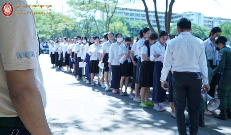 金边上诉法院维持医疗考试舞弊案判决 两名前官员入狱