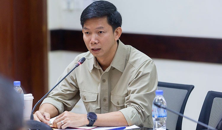 王家军足球俱乐部新任主席强调责任与使命