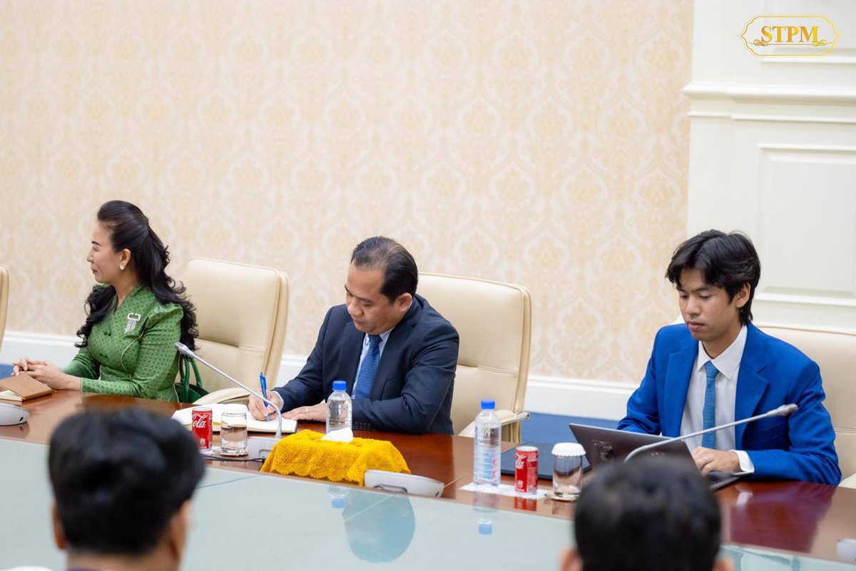 洪玛奈会见美国柬埔寨商会代表团探讨经贸