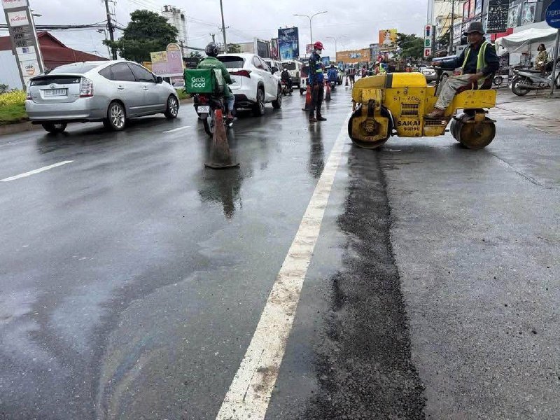 金边国道1号线受损路段修复完毕 交通恢复顺畅