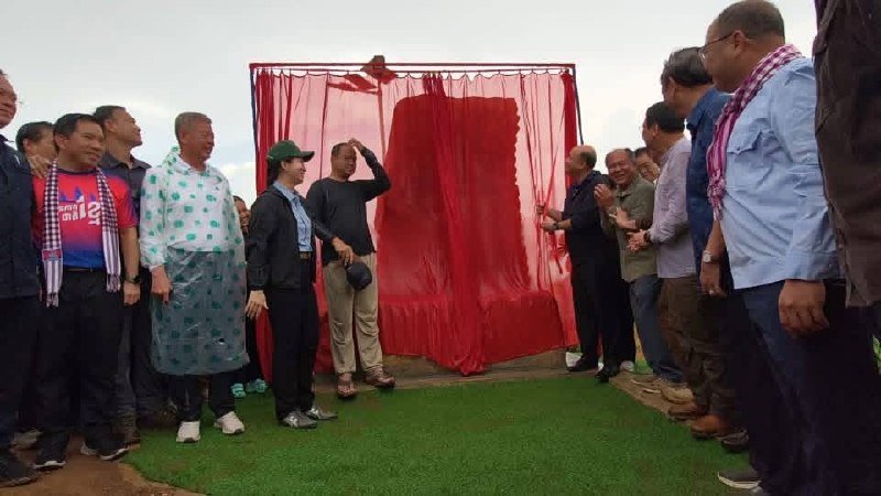 洪玛尼出席等待村公益活动 倡导社会团结
