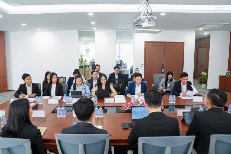 柬埔寨青年联合会与柬埔寨国际青年商会深化合作