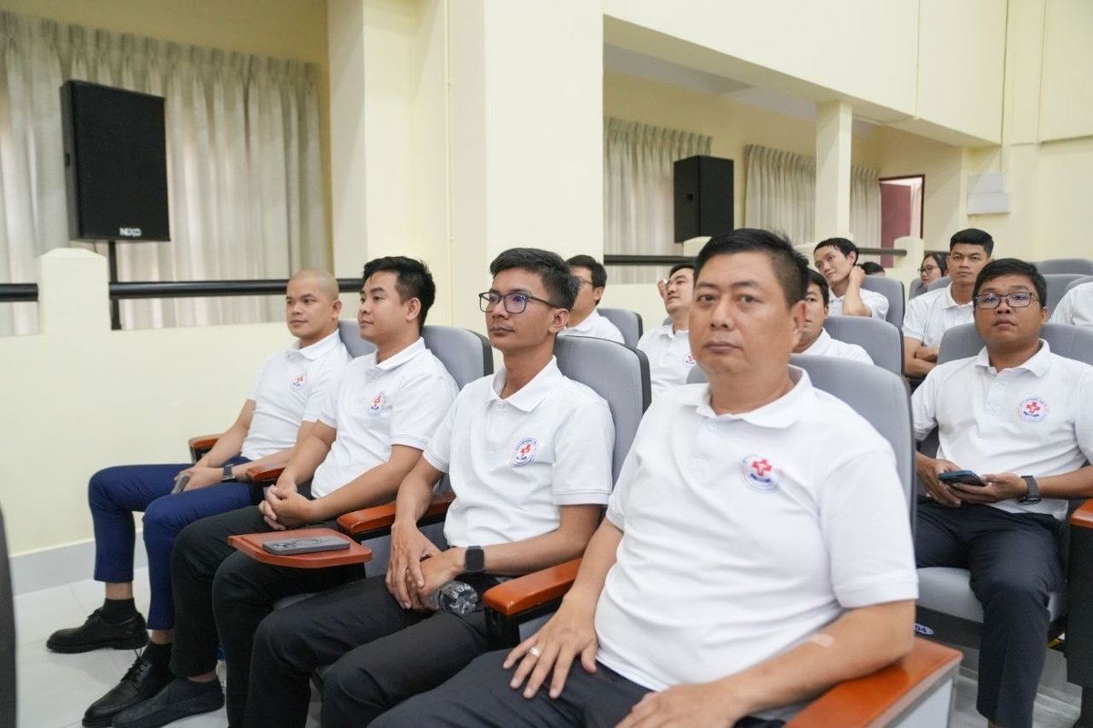 洪玛尼出席志愿者团队联谊会 聚焦医疗与卫生科学