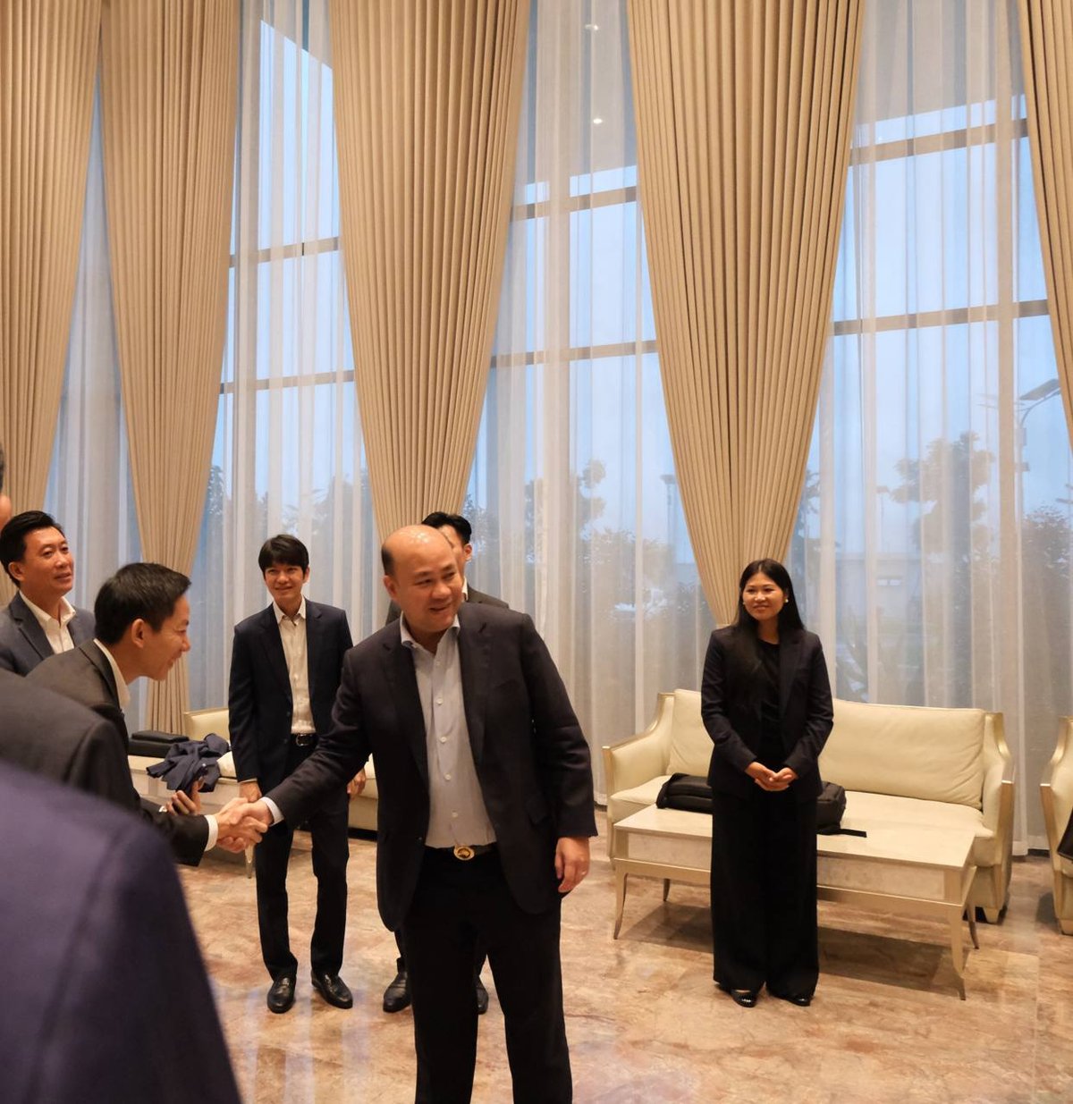 洪玛尼率团访问越南 深化两国青年组织合作交流