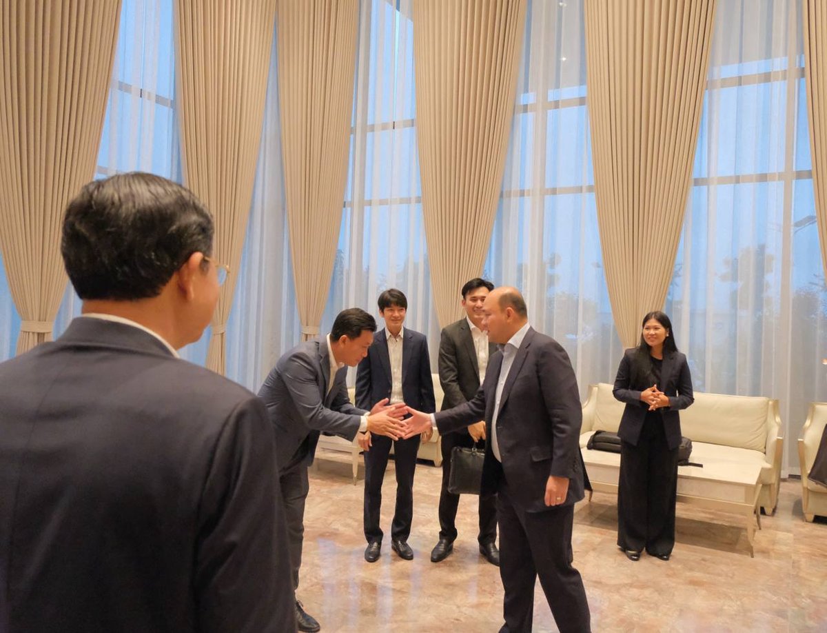 洪玛尼率团访问越南 深化两国青年组织合作交流