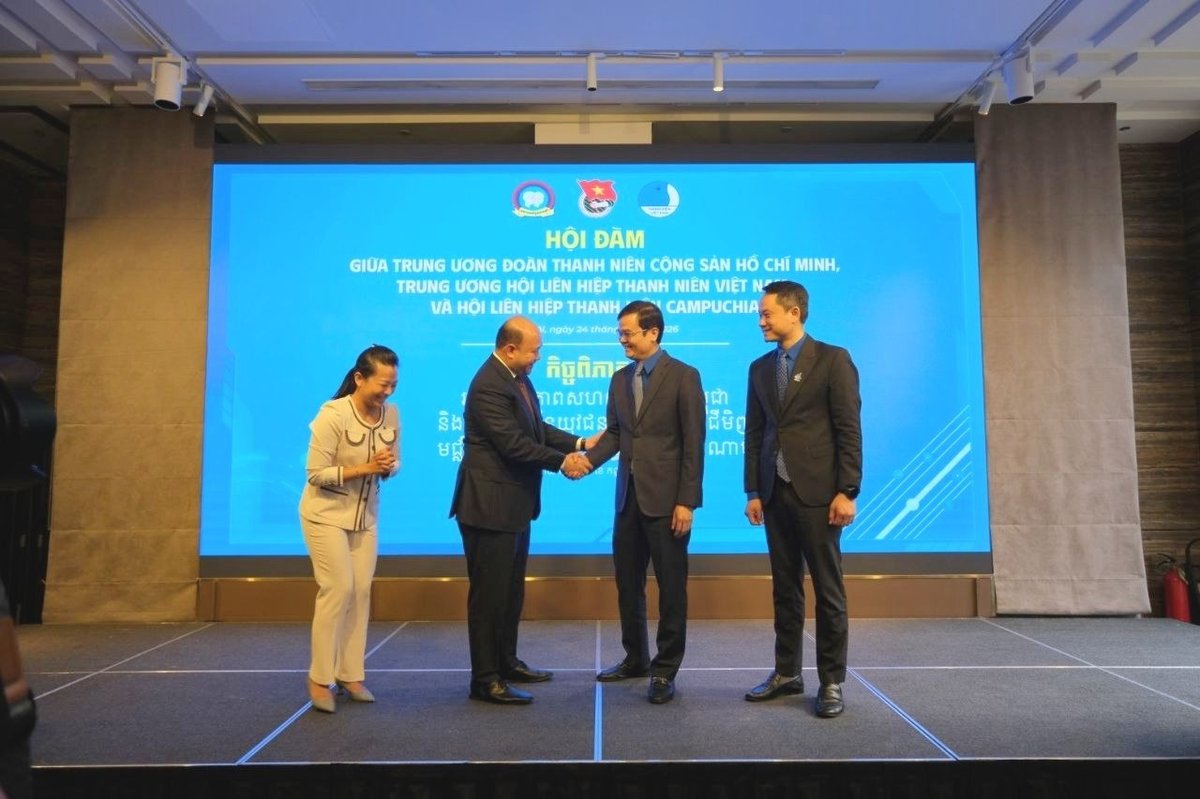 洪玛尼会见越南青年代表团 探讨深化双边青年合作