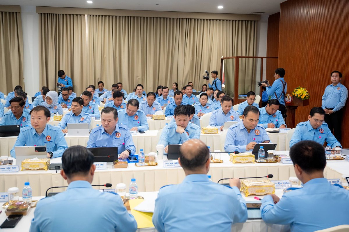 洪玛奈主持人民党青年工作会议 总结上半年成果