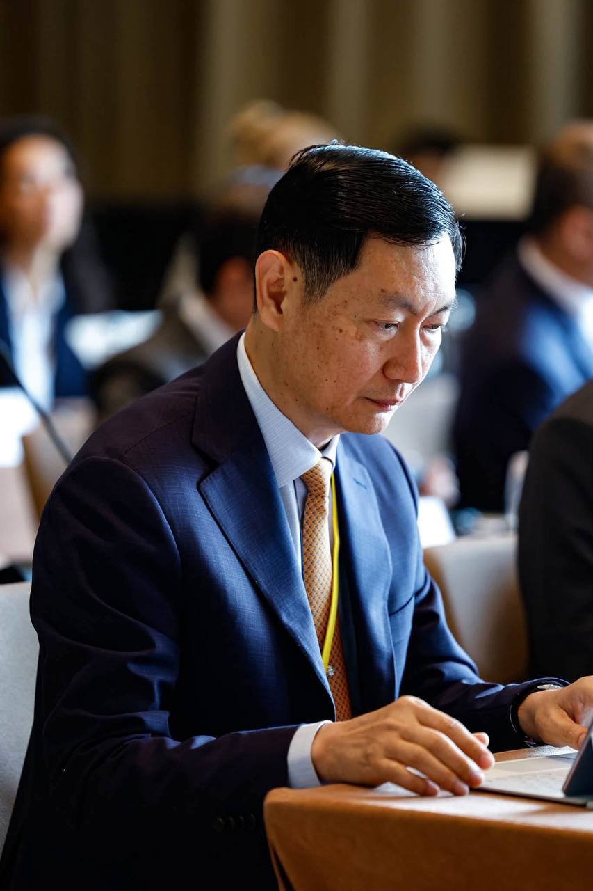 柬埔寨与调解委员会闭门会议顺利结束