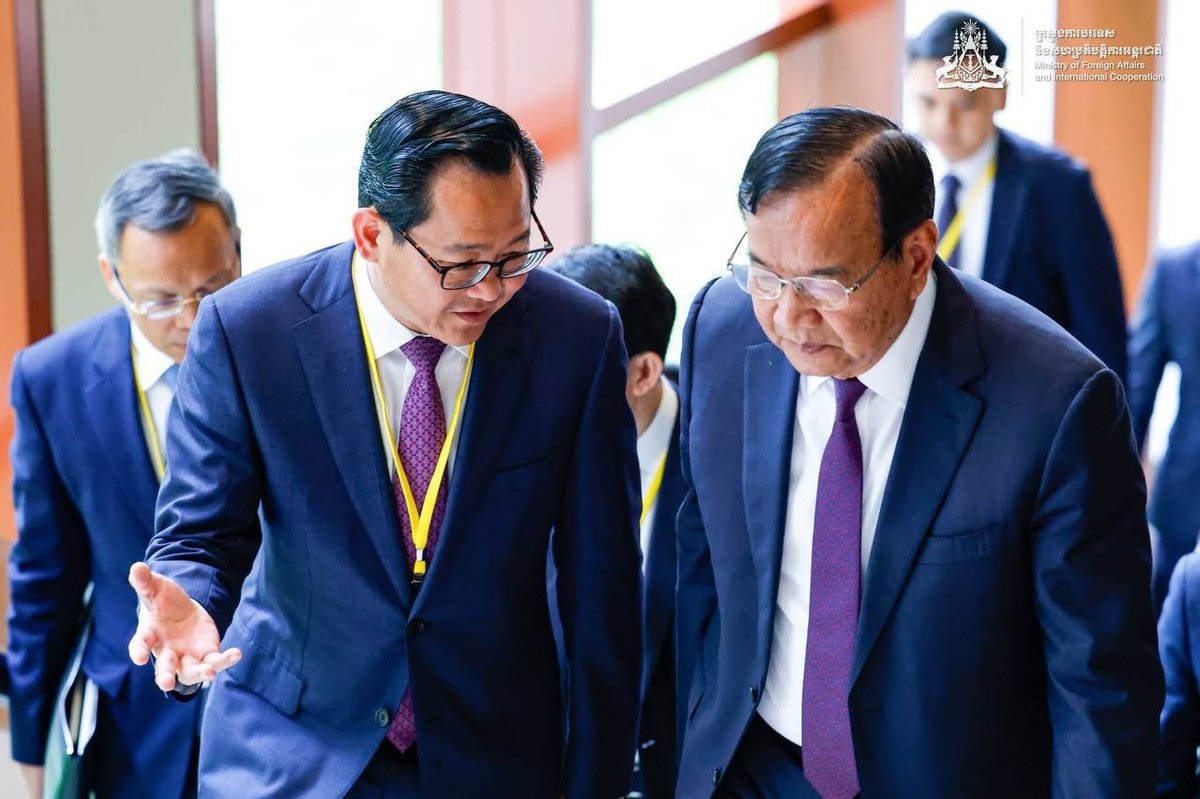 柬埔寨与调解委员会闭门会议顺利结束