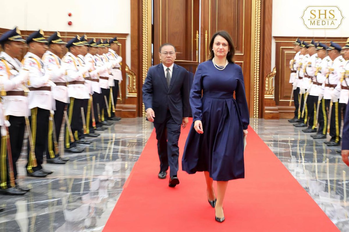 洪森亲王在金边会见塞浦路斯新任大使