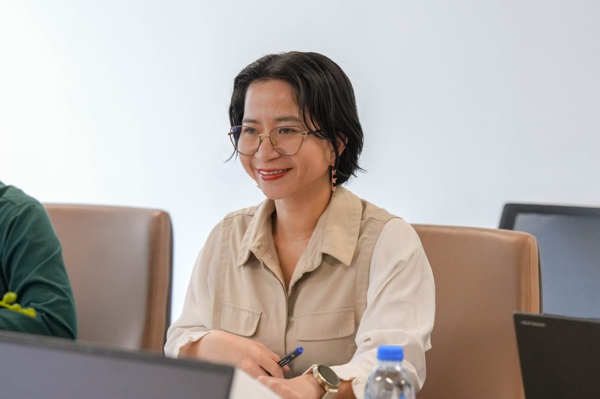 德崇初创中心与亚洲开发银行代表团举行会议,讨论中小企业创新与