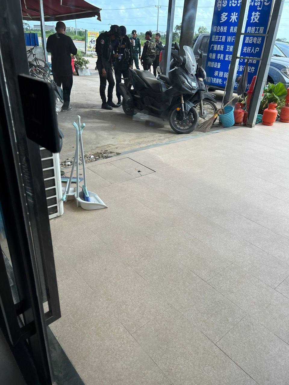 七星海地区安保检查升级 宪兵多处设卡盘查