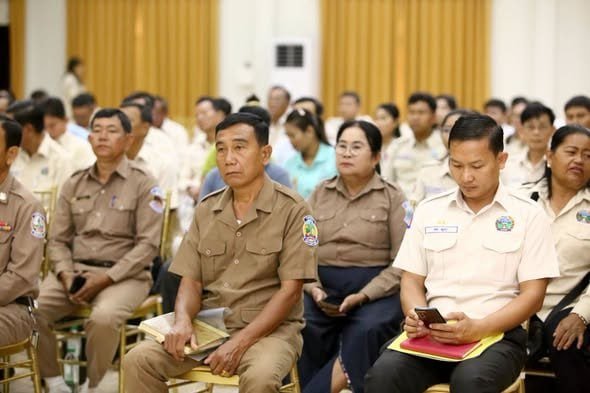 暹粒省农林渔业工作总结会议召开 评估九个月产出与规划