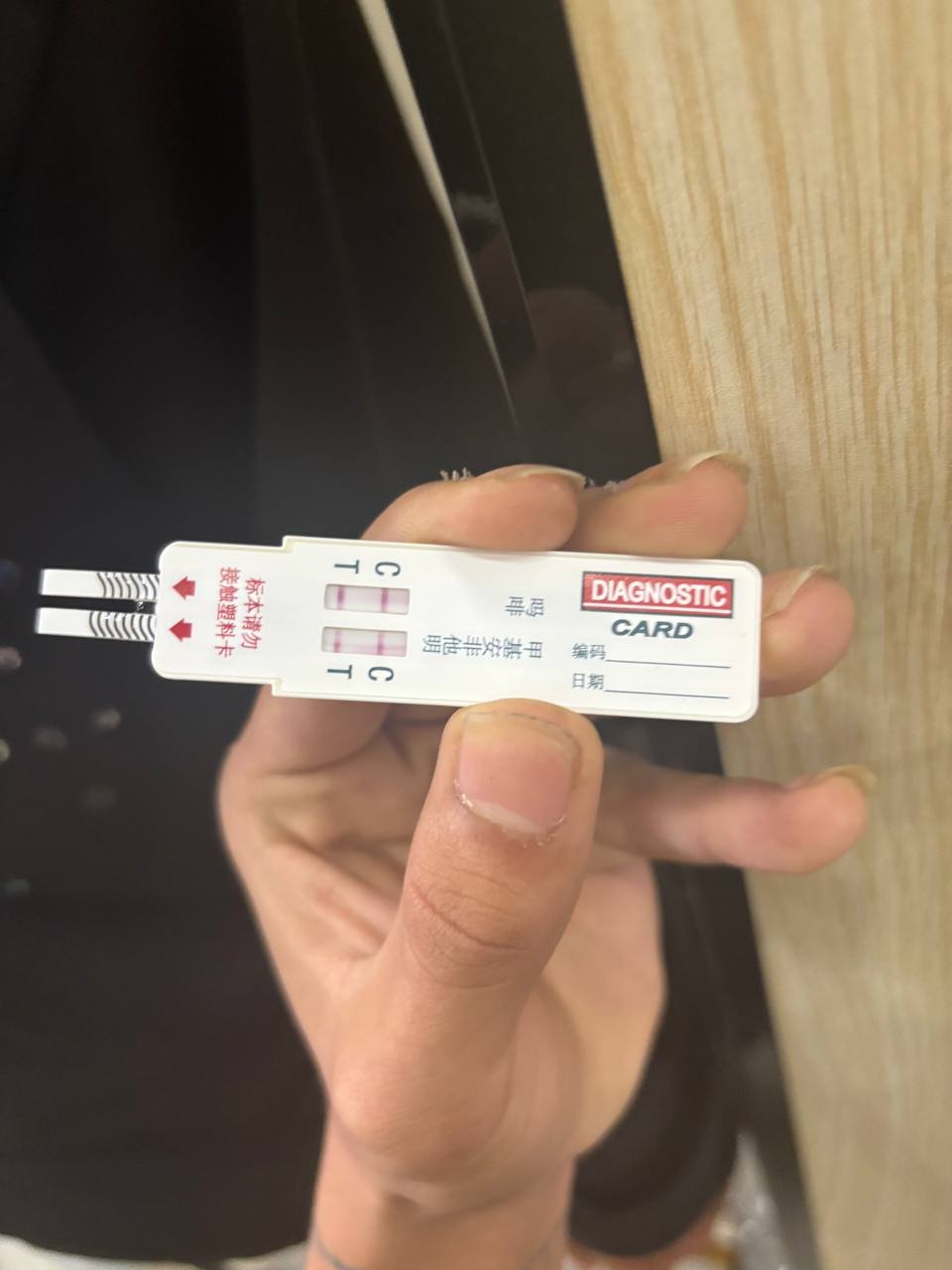网友自述边境小镇成长经历 揭露非法行业生存现状