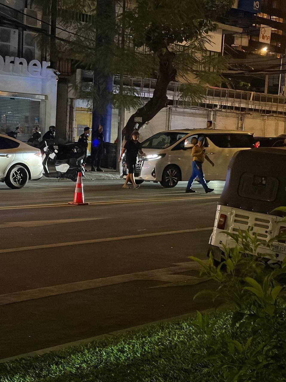 金边夜间路口随机查车频发 提醒在金边华人注意出行安全