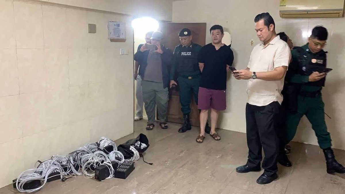 金边堆桑卡一分区突查网诈窝点 查获大批设备