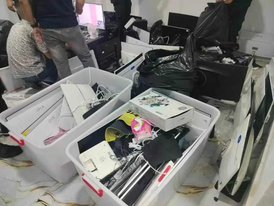 波贝电诈窝点遭突袭 223人落网含警察局副局长